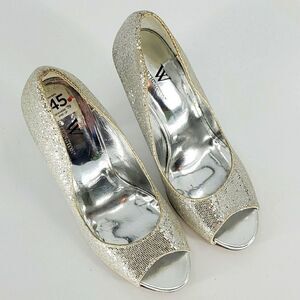 Worthington 6M silver‎ glitter lucite heals,